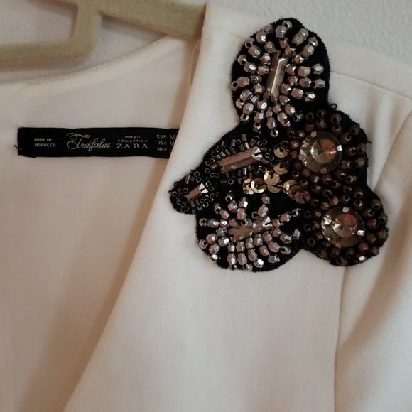 Zara Trafaluc V Neck dress- BNWT - Picture 3 of 7